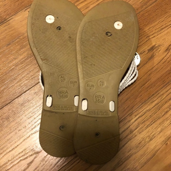 Brazilian Sandal - Picture 2 of 2